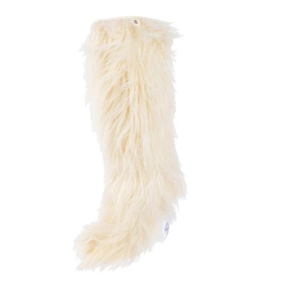 CHANEL 10A Faux Fur Boots - Picture 4 of 8